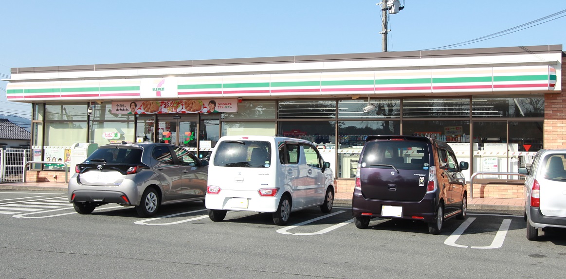 セブンイレブン城南店